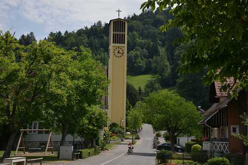 Pfarrkirche Muntlix. 